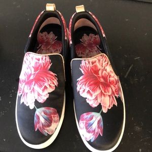 Ted Baker Flower Floral Skater Slip On Sneakers